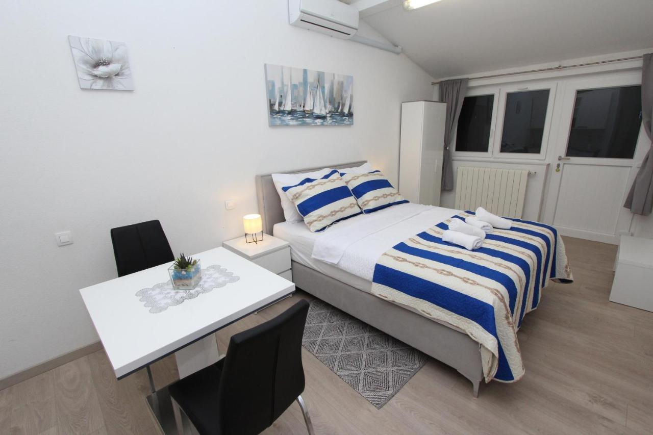 Studio Sunny Rovinj Exterior photo