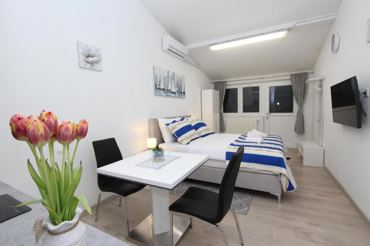Studio Sunny Rovinj Exterior photo